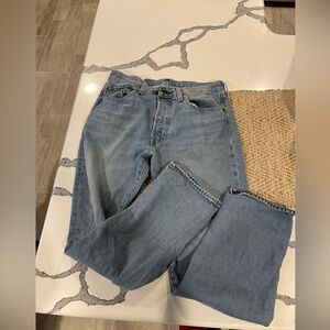 Levi jeans